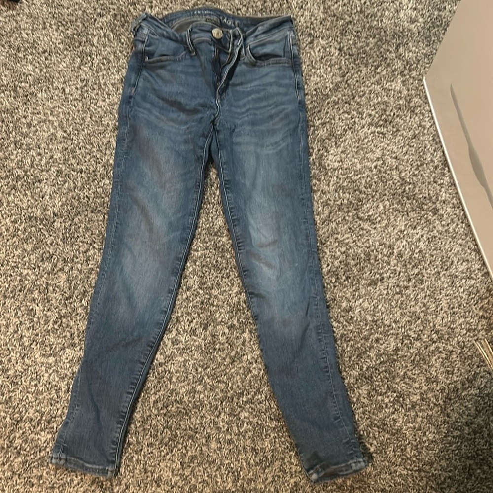 American eagle skinny jeans.